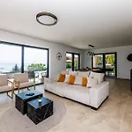 Aria Prestige * أوباتيا
